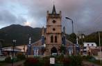Praça central em Soufriere, onde ocorriam as execuções por guilhotina durante a Revolução Francesa (em Santa Lúcia, no Caribe) Praça central em Soufriere, onde ocorriam as execuções por guilhotina durante a Revolução Francesa (em Santa Lúcia, no Caribe)