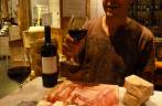 Queijos, salames e vinhos no 'Eat-aly', em Nova Iorque - Estados Unidos Queijos, salames e vinhos no 'Eat-aly', em Nova Iorque - Estados Unidos