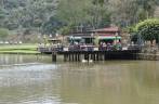 Restaurante sobre o lago, no Parque Barigui, em Curitiba - PR Restaurante sobre o lago, no Parque Barigui, em Curitiba - PR