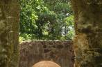 RuÃnas da antiga fortificação inglesa em Pigeon Island, parque próximo à Rodney Bay, norte de Santa Lúcia RuÃnas da antiga fortificação inglesa em Pigeon Island, parque próximo à Rodney Bay, norte de Santa Lúcia
