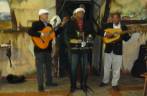 Show de música cubana em bar na Fortaleza de San Carlos, em Havana - Cuba