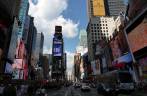 Times Square durante a tarde, em Nova Iorque - Estados Unidos Times Square durante a tarde, em Nova Iorque - Estados Unidos
