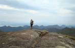 Trilha capixaba de acesso ao Pico da Bandeira, no Parque Nacional do Caparaó - MG/ES