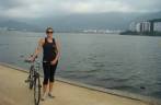 Volta na Lagoa Rodrigo de Freitas pedalando, no Rio de Janeiro - RJ