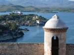 A bela vista do Castillo San Pedro del Morro, ao sul de  Santiago de Cuba