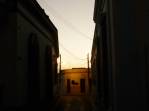 Belo fim de tarde nas ruas do charmoso centro histórico de Camaguey, em Cuba