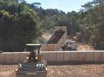Estrada sendo construída, entre Serro e Milho Verde - MG
