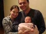 Os orgulhosos pais com a Luiza (Curitiba - PR)