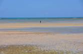 Praia de Moreré na maré baixa, na Ilha de Boipeba - BA