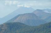 Vários vulcões vistos do alto do Cerro Negro, próximo à León, na Nicarágua.