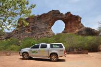 A famosa Pedra Furada, na Serra da Capivara, próximo à São Raimundo Nonato - PI