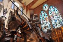 Armaduras medievais no museu Ricardo Brennand, em Recife - PE