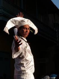 Artista de rua em Havana, capital de Cuba