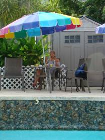 Café da manhã à beira da piscina no hotel Passion Fruit em Fajardo - Porto Rico