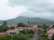 Chegando à Morne Rouge, aos pés do vulcão Soufrière, na Martinica