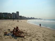 Com a Íris, Bebel e Mel no Leblon, bem cedinho - Rio de Janeiro (RJ)