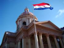 O Panteão dos Heróis, em Asunción - Paraguai