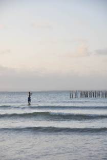 Surfe em canoa em Barra Grande, Península do Maraú - BA