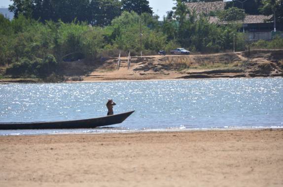 A Ana se refrescando no Rio São Francisco, em Januária - MG A Ana se refrescando no Rio São Francisco, em Januária - MG