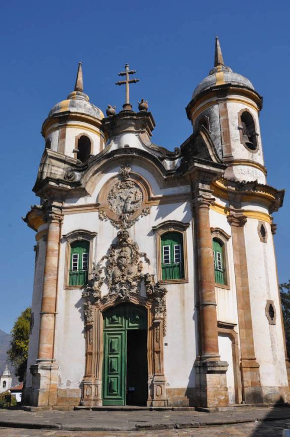A famosa igreja de São Francisco de Assis, em Ouro Preto - MG
