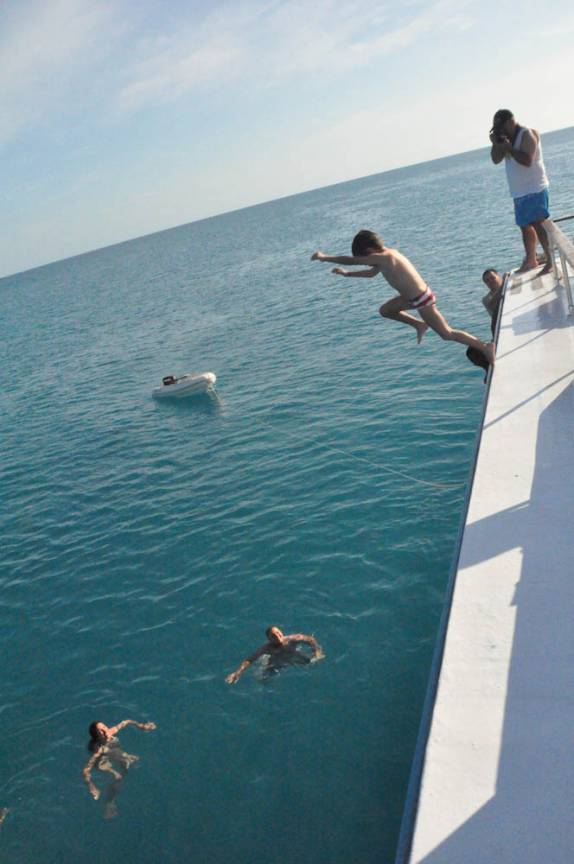 A hora da diversão em Abrolhos - BA