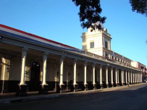 A mais antiga estação de trem do continente, em Asunción - Paraguai A mais antiga estação de trem do continente, em Asunción - Paraguai