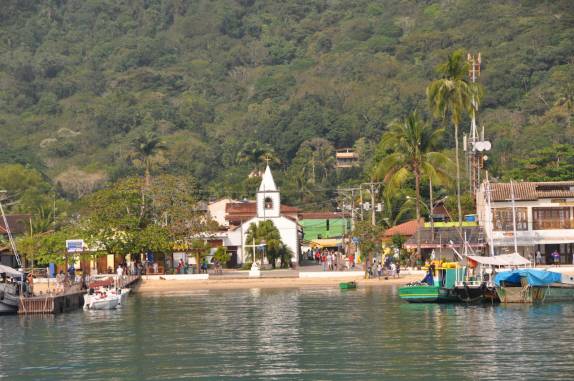 A vila de Abraão, na Ilha Grande - RJ
