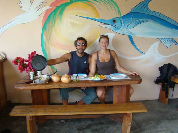 Almoçando no Daniel, na ilha de Boipeba - BA