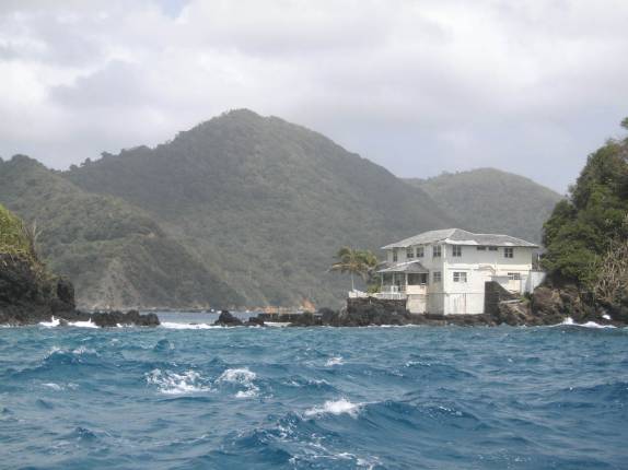 Antiga casa de Ian Fleming, em ilhota na costa de Speyside - Tobago Antiga casa de Ian Fleming, em ilhota na costa de Speyside - Tobago