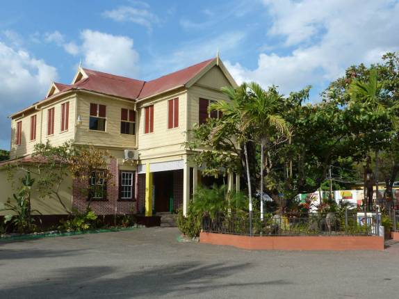 Antiga residência e gravadora, hojje retransformada no Bob Marley Museum em Kingston, capital da Jamaica