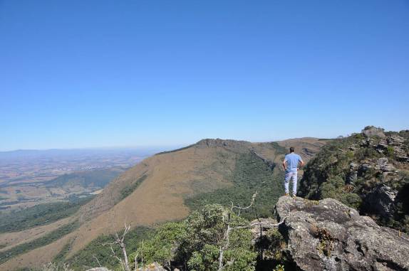 Aproveitando a vista no alto da Serra das Broas em Carrancas - MG