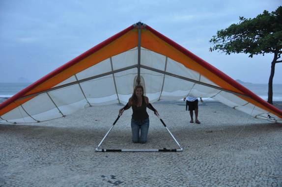 Após o salto de asa delta, no Rio de Janeiro - RJ