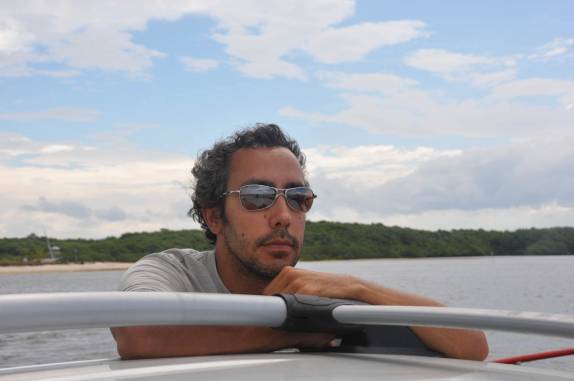 Atravessando a balsa entre Arraial d'Ajuda e Porto seguro - BA Atravessando a balsa entre Arraial d'Ajuda e Porto seguro - BA