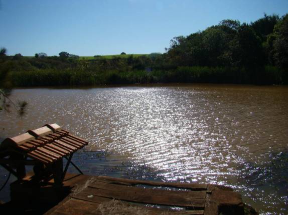 Açude da fazenda em Ribeirão Preto - SP Açude da fazenda em Ribeirão Preto - SP
