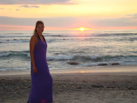 Belíssimo pôr-do-sol na praia de Santa Tereza, no litoral Pacífico da Costa Rica Belíssimo pôr-do-sol na praia de Santa Tereza, no litoral Pacífico da Costa Rica