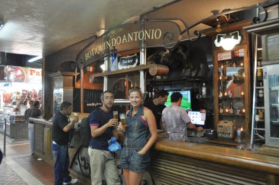 Boteco tradicional no Mercado Municipal de Belo Horizonte - MG Boteco tradicional no Mercado Municipal de Belo Horizonte - MG