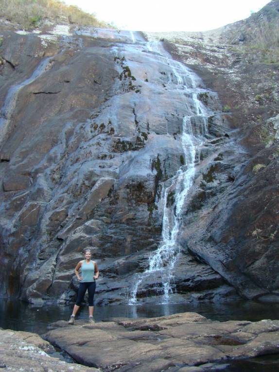Cachoeira Bonita, na trilha mineira de acesso ao Pico da Bandeira, no PN do Caparaó - MG/ES