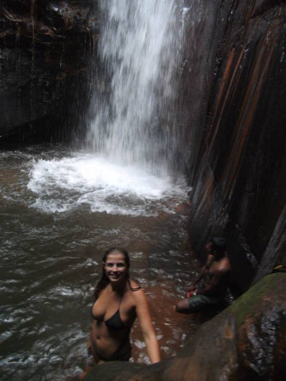Cachoeira da Caverna, em Carolina, região da Chapada das Mesas - MA
