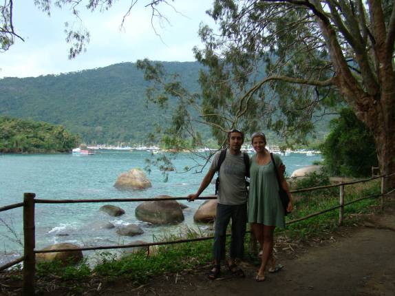 Caminhada próxima à Abraão, na Ilha Grande - RJ Caminhada próxima à Abraão, na Ilha Grande - RJ