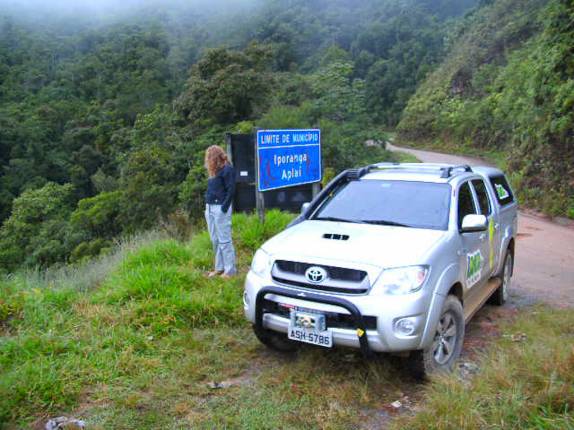 Caminho entre Apiaí e Iporanga