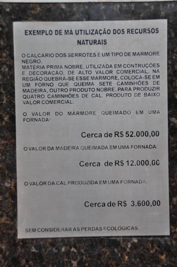 Cartazes no Museu do Homem Americano em São Raimundo Nonato - PI