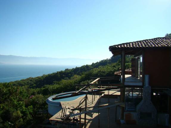Casa da Celina e Dudu, em fase final de construção, em Ilha Bela - SP Casa da Celina e Dudu, em fase final de construção, em Ilha Bela - SP