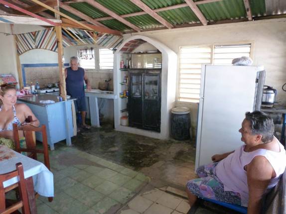 Casa onde almoçamos na Playa de La Boca, ao final da Playa Santa Lucía, no costa nordeste de Cuba Casa onde almoçamos na Playa de La Boca, ao final da Playa Santa Lucía, no costa nordeste de Cuba