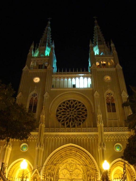 Catedral de Guayaquil, no Equador Catedral de Guayaquil, no Equador