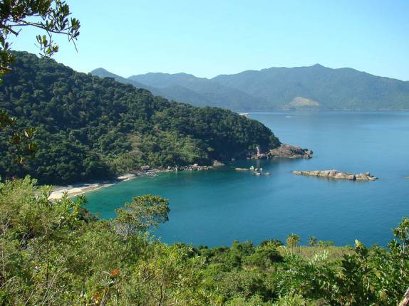 Chegando à Praia das Anchovas em Ilha Bela - SP