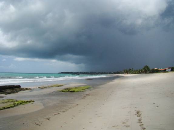 Chuva na Praia de Carneiros, em Tamandaré - PE Chuva na Praia de Carneiros, em Tamandaré - PE