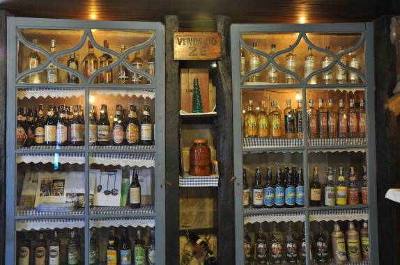 Coleção de pingas no Dona Lucinha, em Belo Horizonte - MG