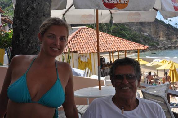 Com o Tasso, da Pousada Porto dos Milagres, em Morro de São Paulo - BA Com o Tasso, da Pousada Porto dos Milagres, em Morro de São Paulo - BA