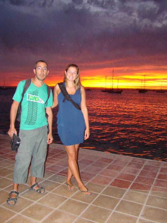 Cores mágicas no entardecer de La Paz, na Baja California - México Cores mágicas no entardecer de La Paz, na Baja California - México