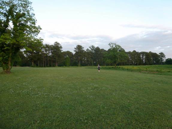 Correndo com o Andrew no parque ao lado da sua casa em Tuscaloosa, no Alabama - EUA